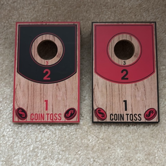 Wooden Coin Toss Game - Picture 4 of 4